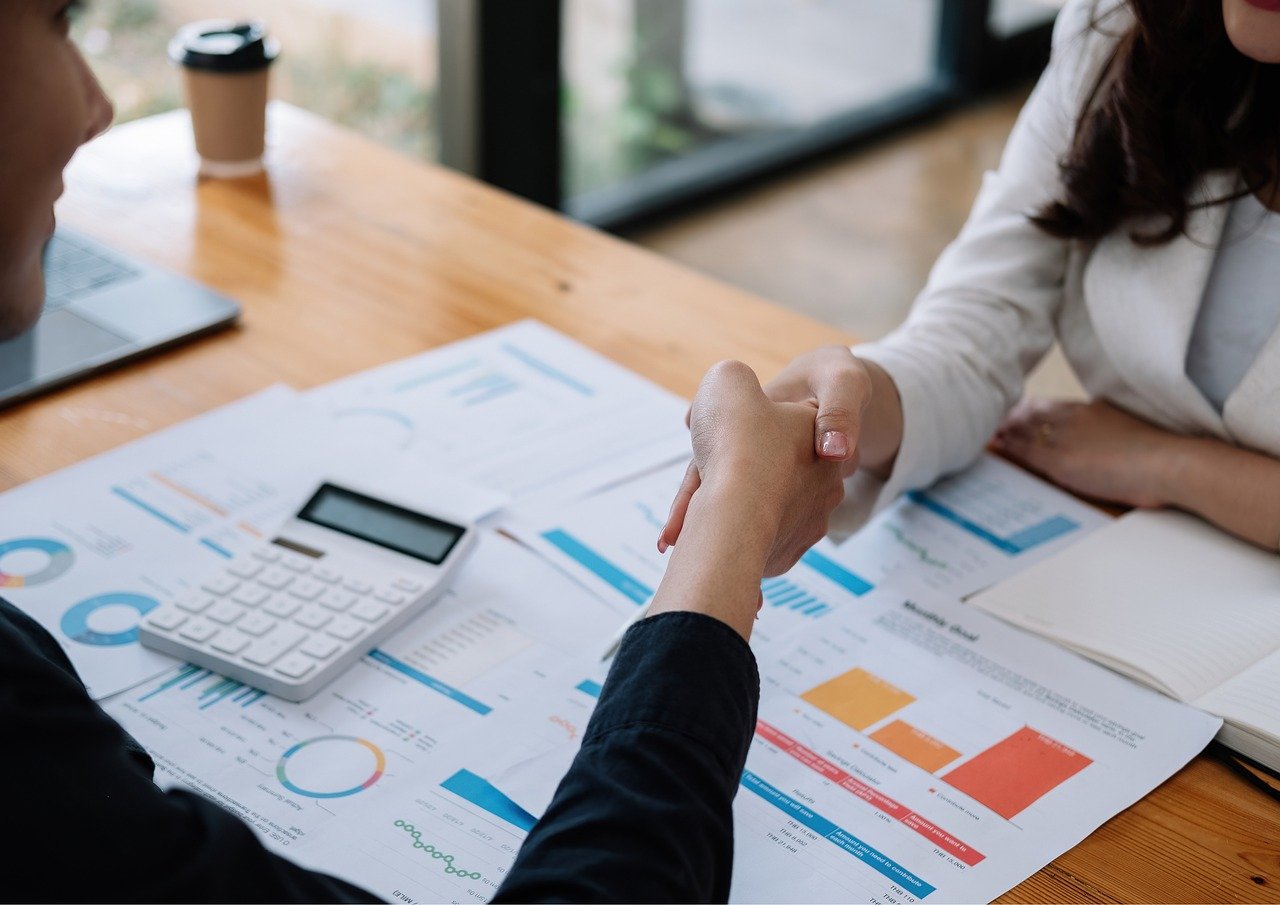 各样老微信买卖：陕西注册公司代理价格