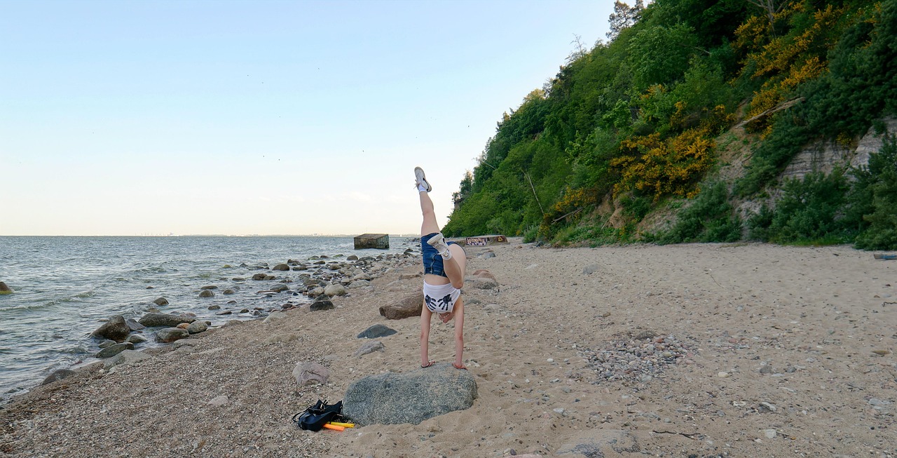 亚马逊AWS实名账号:德扑平台代理