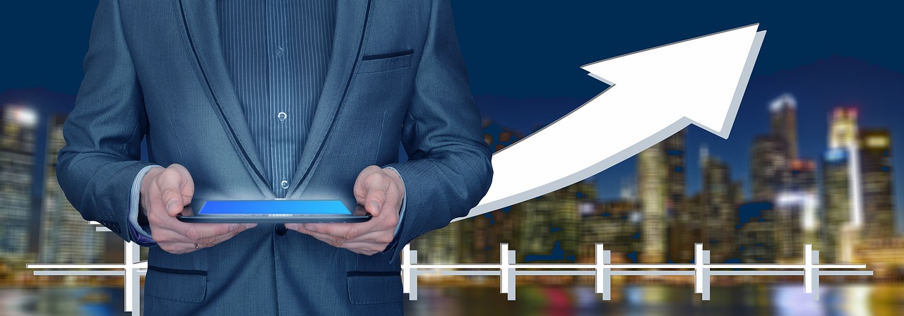 荣耀2如何打造个性化的精准营销策略？