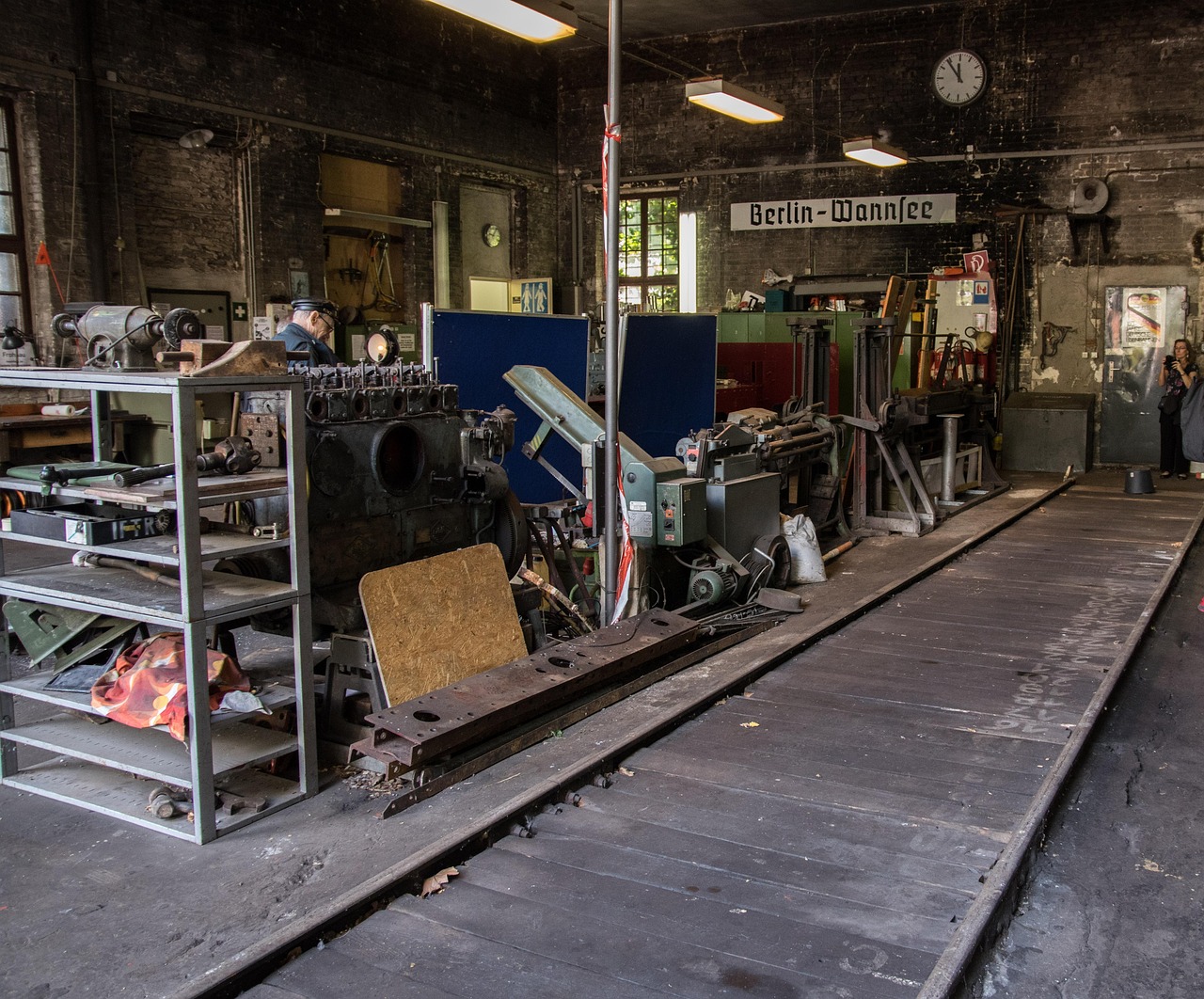 闲鱼实名账号：q医app详情下载教程